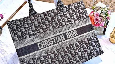 dior 53 euros|dior lvmh.